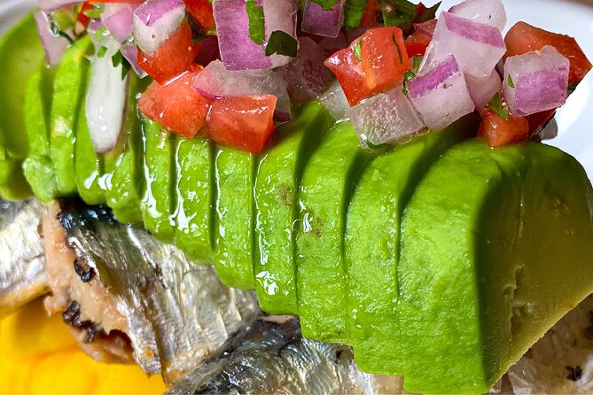 5 iconic restaurants of Lima a 3-hour guided food tour in Barranco - Logistics that actually matter: meeting point, pacing, and what to bring