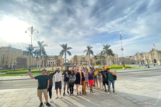 City Tour Panoramic Bus Departure from Larcomar - Government Palace of Peru: Peru’s executive power on Plaza Mayor