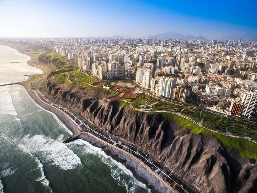 From Lima : 360° Panoramic Bus - Starting in Miraflores: where your Lima story begins