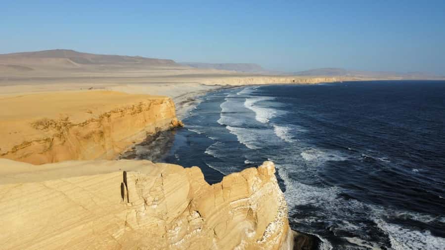 From Lima: Huacachina Oasis & Ballestas Island - ENGL / ESPA - Transport and Timing: Why the 17 Hours Need Good Expectations