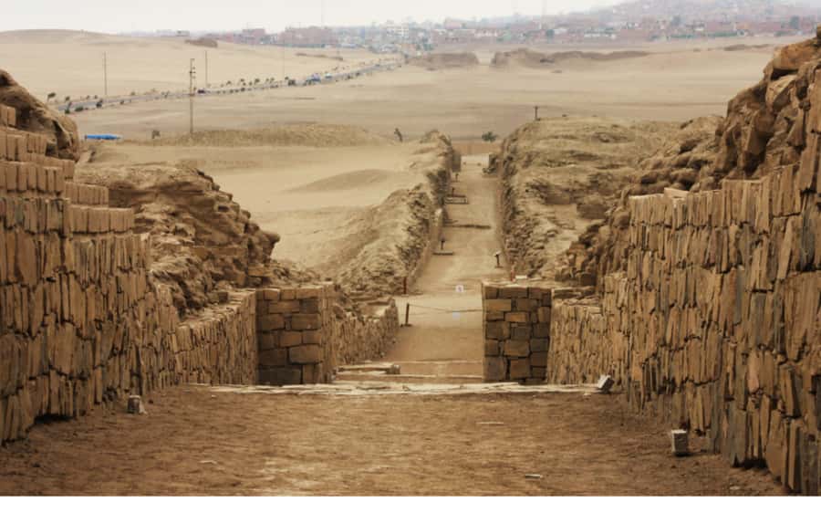 From Lima: Pachacamac Inka Pyramids & The Larco Museum Tour - Guides and Drivers: The Names People Keep Mentioning
