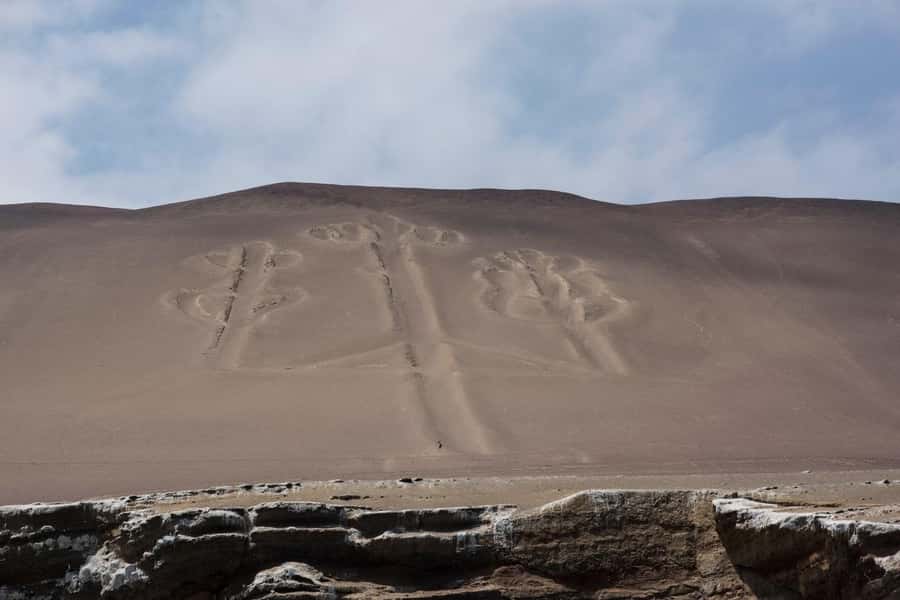 From Lima: Paracas and Huacachina Oasis Full Day Tour - Your guide and the small-group feel