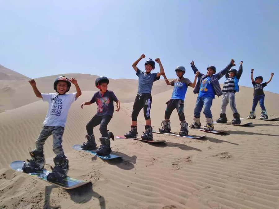 From Lima: Paracas and Huacachina Oasis Full Day Tour - Price and value for $65: what you get versus what you pay