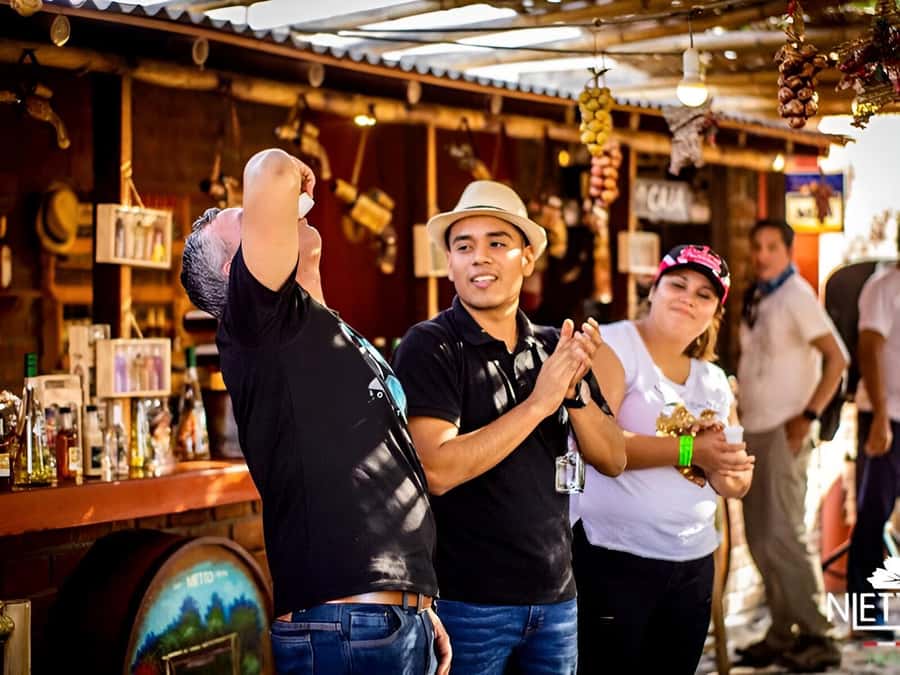 From Lima: Sunset in Huacachina Oasis & vinneyard with lunch - The Lima to Ica transfer: the part that shapes the whole day