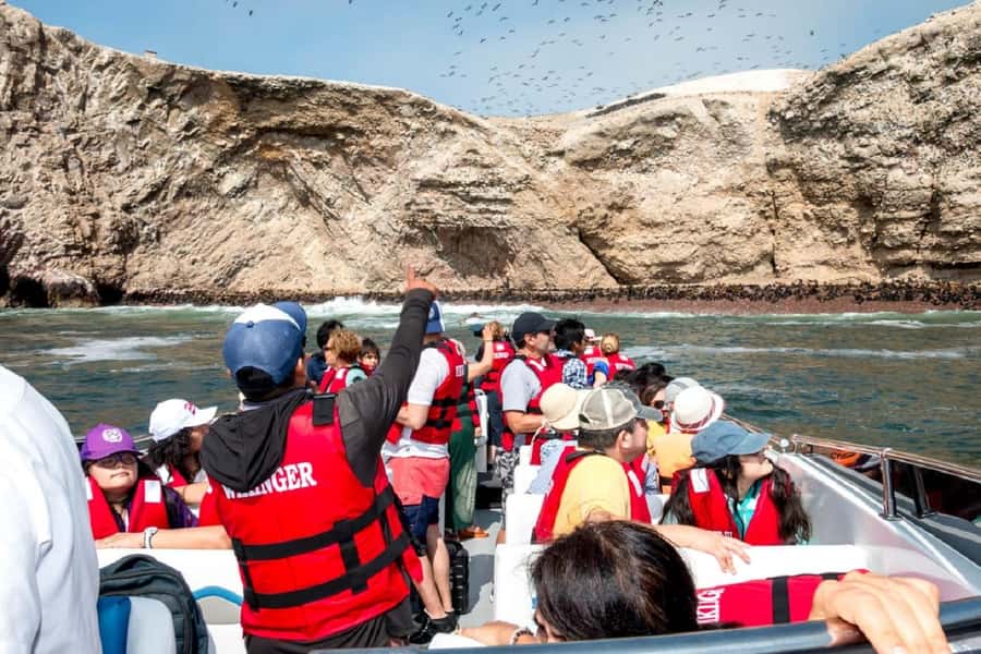 From San Martin Port: Ballestas Islands Tour in Paracas - What to bring for Ballestas: the practical kit that keeps the day pleasant