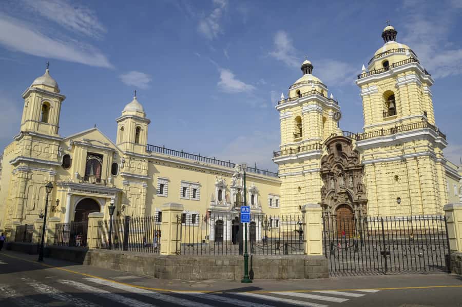 Full-Day Lima: a Culinary, Historic & Traditional City - Picarones: the perfect sweet finish to balance the day