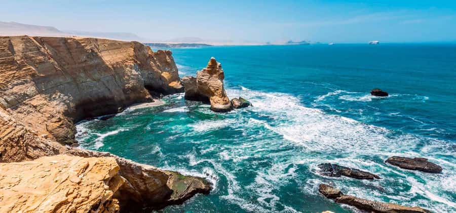 LIMA || 2D/1N: Paracas, Huacachina and Nazca. - Ica winery lunch: a quick culture stop between coast and desert