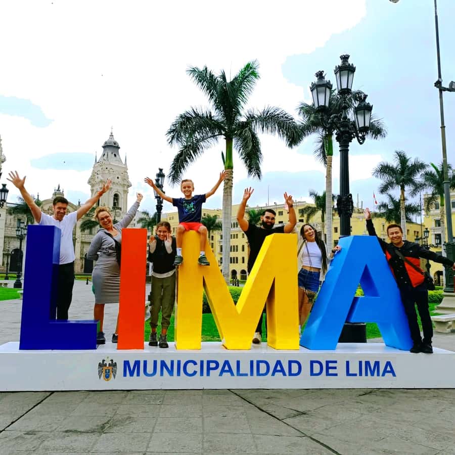 Lima: City Highlights Walking Tour & Catacombs - Jirón de la Unión: Lima’s aristocratic street walk