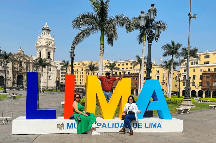 Lima: City Highlights Walking Tour & Catacombs - Catacombs underground: the tour’s most memorable turn