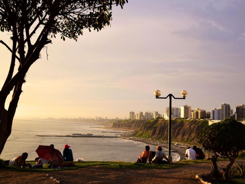 Lima: City Sightseeing Panoramic Bus Tour - What you’ll actually ride: Miraflores to the Costa Verde circuit (and back)