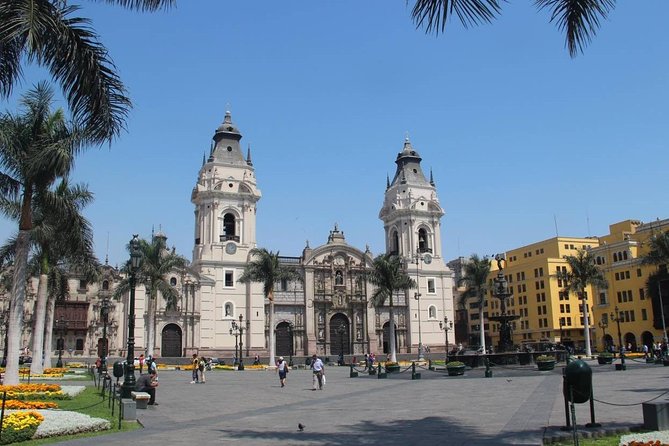 Lima City tour and Catacombs Museum (04 hours) Private Tour with guide in Lima - Lima in one afternoon: how the day is paced