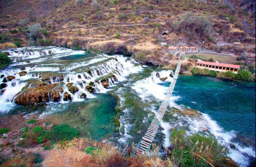Lima: Escapada de 2 Días a la Reserva Nor Yauyos-Cochas - Day 2 Waterfalls, Huallhua Lagoon, and the Hanging Bridge