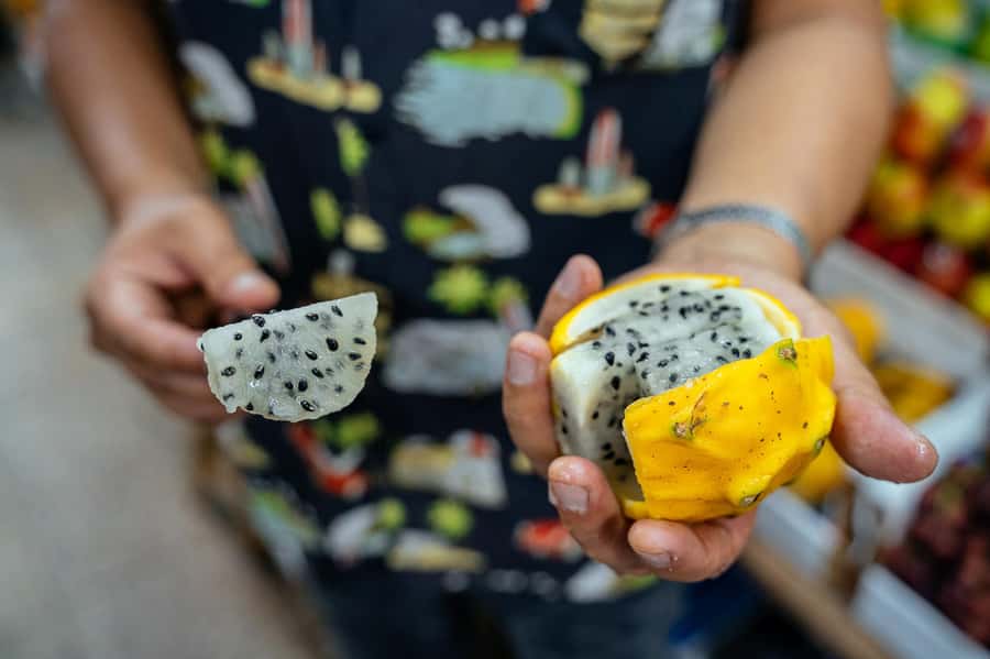 Lima: Flavors and Tradition Walking Tour with Food Tasting - Cordano Tavern and the Pisco Sour Finish by Government Palace