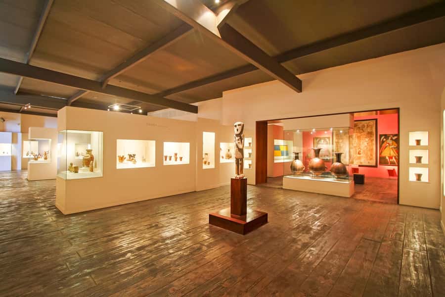 Lima: Half-Day Colonial Lima and Larco Museum Tour - Quick hits before you go