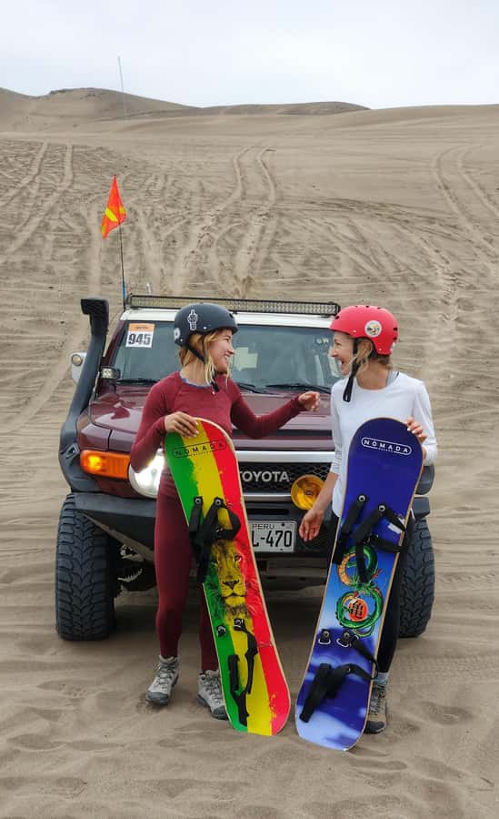 LIMA: HALF-DAY SANDBOARDING TOUR - Languages and communication: you’ll get cues in English or Spanish