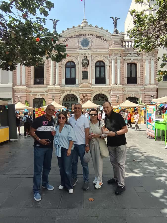 Lima: Historic Center Walking Tour with Pisco Sour Tasting - Pisco Sour tasting: learning the national drink, then making it