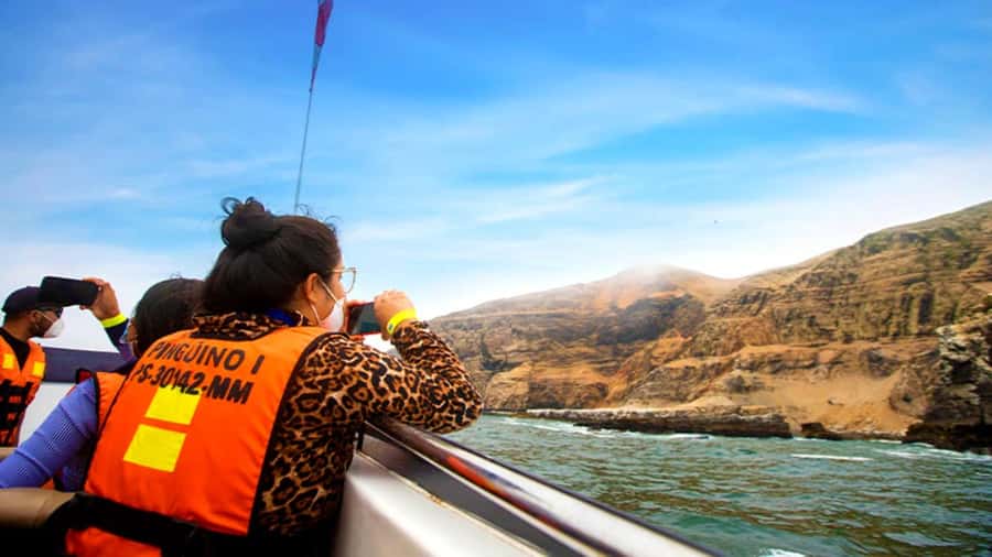 Lima | Islas Palomino Tour | Swim with Sea Lions - From La Punta to the Bay of Callao: how the tour starts