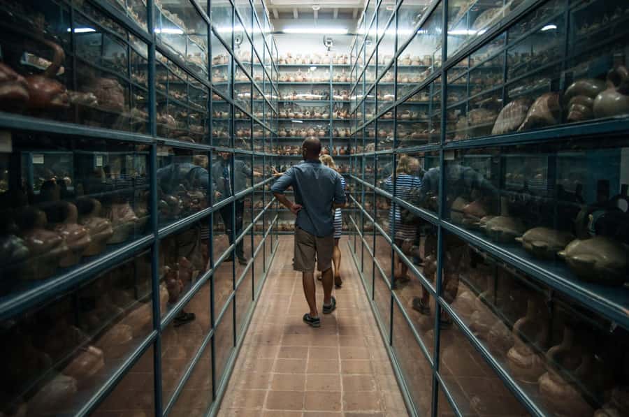 Lima: Larco Museum Entry Ticket - Moche pottery: the best storytelling per minute