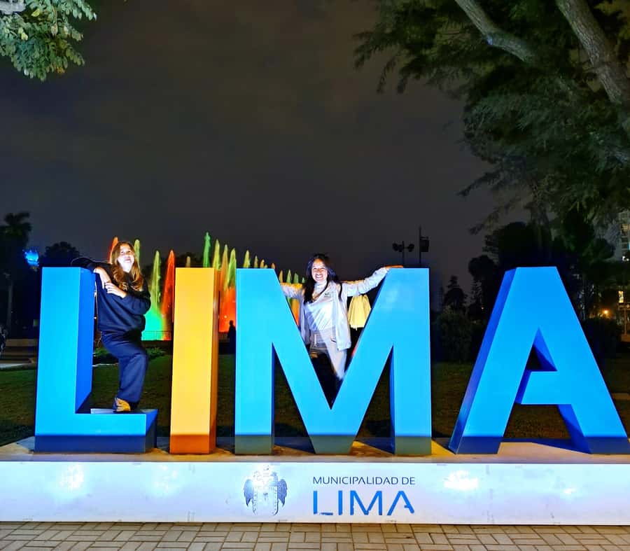 Lima: Magic Water Circuit Light Show Tour with Pickup - The Fantasy Fountain show: the main event is built for sound and projection