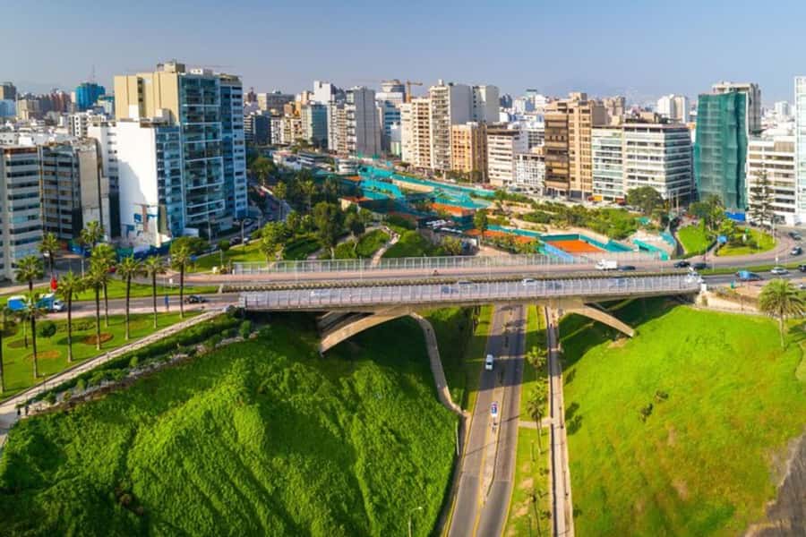 Lima: Private Custom Walking Tour With A Local Guide - Meeting Your Guide in Lima: Pickup, Central Start Points, and a Realistic Plan