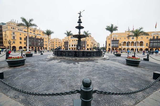 Lima's Vibrant Heritage: Exploring the City's Landmarks Half-day - The Lima Cathedral and Francisco Pizarro’s Tomb: Where Faith Meets Conquest