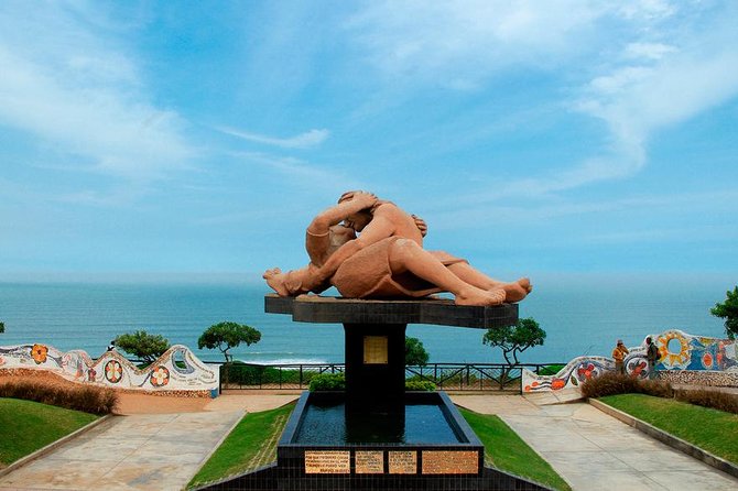 Lima's Vibrant Heritage: Exploring the City's Landmarks Half-day - Santo Domingo Convent: Monastery Corridors and the Saints’ Final Stops