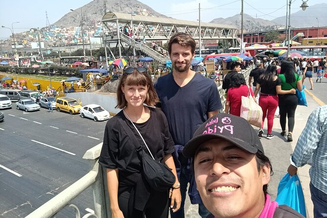 Lima Street Food Tour Beyond Netflix - Mercado Central: Lucuma Juice, Fruits, and Everyday Peru