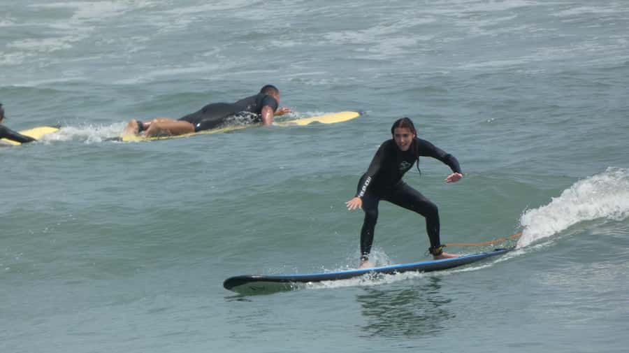 Lima: Surf Class with Equipment and Instructor - Extra Hour in the Sea: When More Time Is Actually Worth It