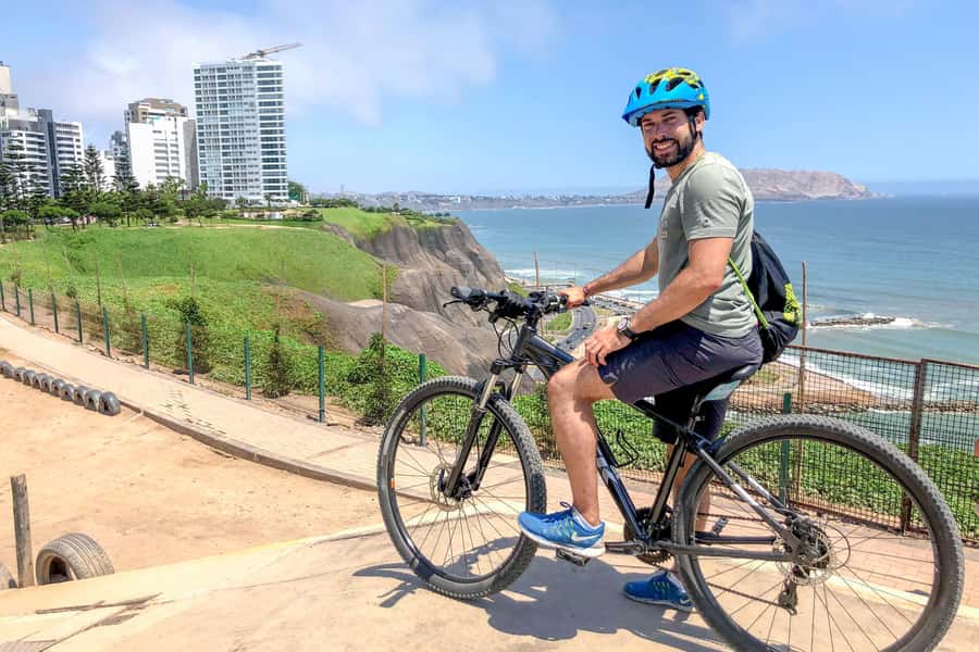Lima: The Charm of Barranco & Pre Inca Pyramid in Miraflores - Why This Ride Works: Miraflores to Barranco in 3 Hours