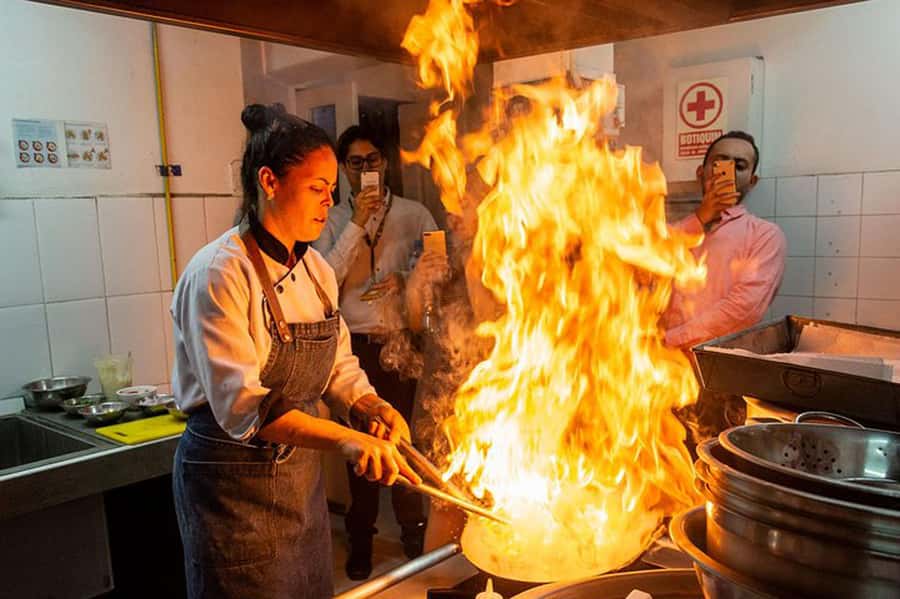 Lima: Ultimate Peruvian Food Tour - Watching ceviche and lomo saltado get made