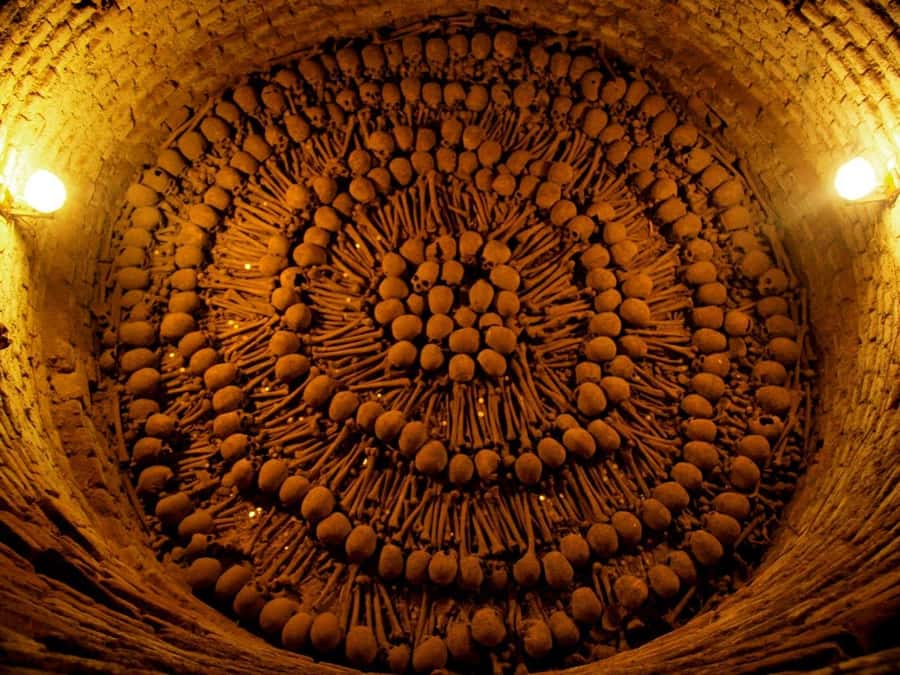Lima: Water Magic Circuit, Downtown and Catacombs Night Tour - San Francisco Convent Catacombs: Underground Rooms and Human Remains