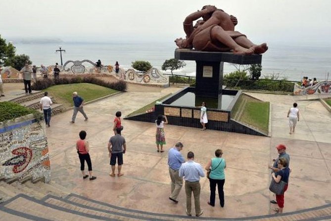 Modern and Colonial Lima City Tour. - Love Park in Miraflores: your easy start