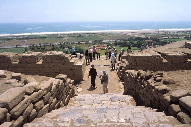 Pre Inca Temple of Pachacamac Half-Day Tour from Lima - What You See Inside the Complex: Acllahuasi, Taurichumbi, and the Pilgrimage Plaza