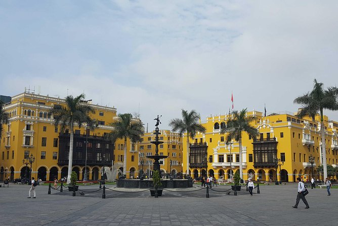 The Original Highlights of Lima - Private Half Day Tour - Barranco: graffiti, vendors, and a bohemian finishing hour
