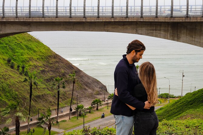 Tour Miraflores + Fotografía Profesional - Parque Chino de Miraflores: Chinese design with Pacific Ocean angles
