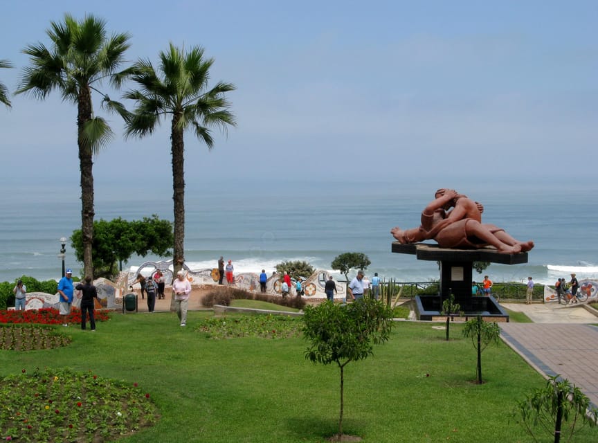 Tour of Lima with a visit to the catacombs of San Francisco. - Logistics that matter on the day: timing, comfort, and what to pack